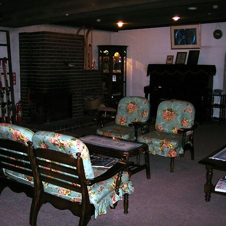 Hotel Weisser Hof Happei Хакуба-Мура Экстерьер фото