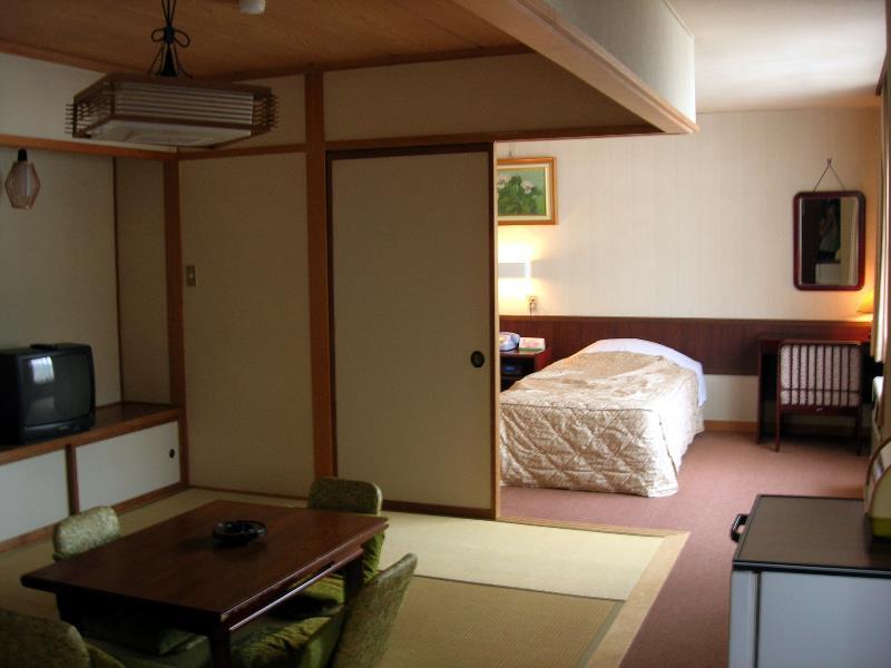 Hotel Weisser Hof Happei Хакуба-Мура Экстерьер фото